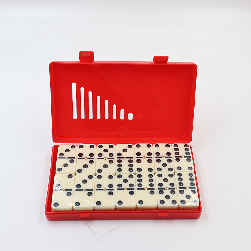 PLASTIC BOX